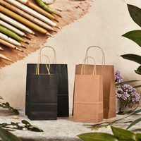 Sacs en papier kraft brun classiques personnalisés avec ruban/cordes en coton, sacs cadeaux recyclables pour supermarchés et commerces de détail, logo personnalisé