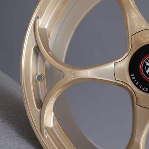Jantes forgées SHIN de 19, 20, 21 et 22 pouces, à blocage central, de luxe, entièrement dorées, classiques, forgées, en alliage, pour Alfa Romeo 4C Giulia Stelvi - Product Image 4