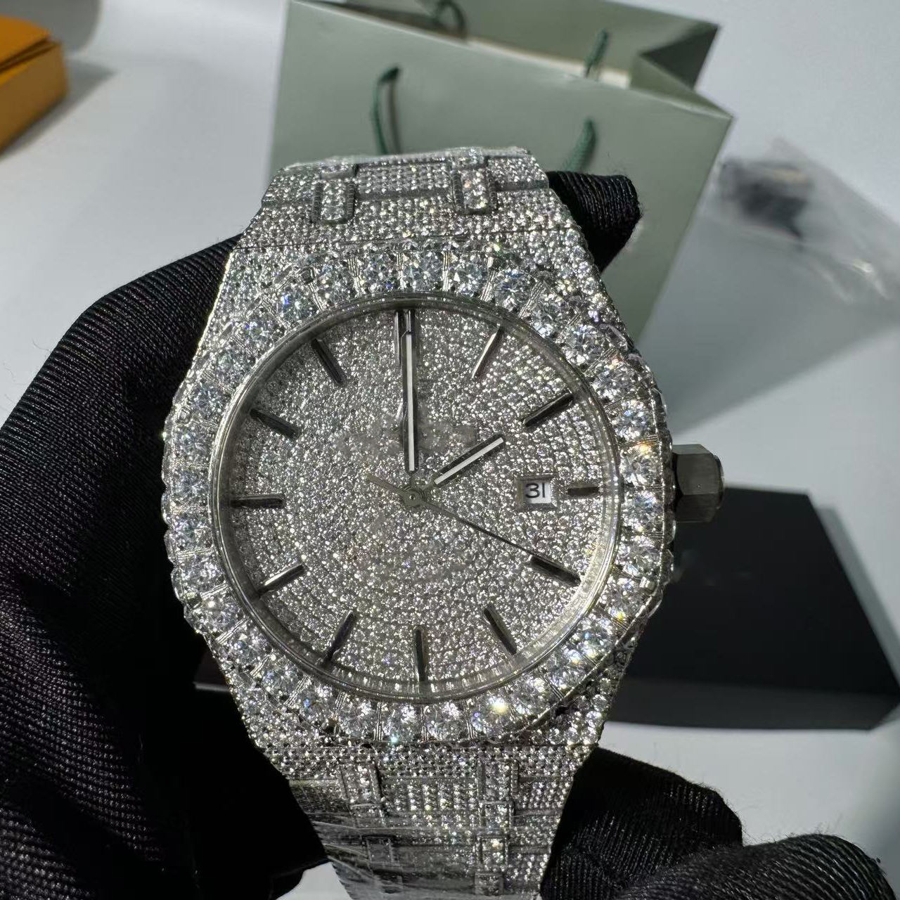 ตามที่แสดงในรูป