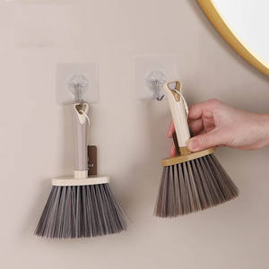 Nouveaux produits populaires : mini <span class=keywords><strong>balai</strong></span> en plastique pour le nettoyage et le balayage des fenêtres - Product Image 1