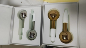 Nouveaux globes de glace miniatures en métal pour massage facial rafraîchissant, raffermissement de la peau, élimination des rides, traitement de l'acné, rouleau pour le visage 2025 - Product Image 6