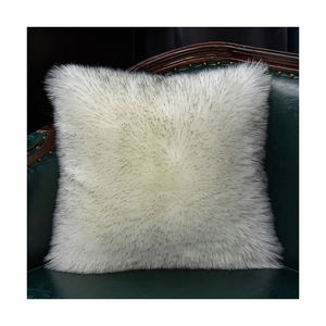 Les fabricants chinois vendent de grandes quantités de fourrure artificielle duveteuse épaisse à poils longs, tissu en peluche, housse de coussin - Product Image 3