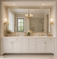Meuble-lavabo de salle de bain blanc personnalisé style Shaker avec quincaillerie dorée, double vasque et plan de travail en quartz pour usage résidentiel