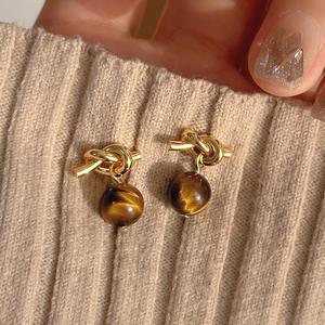 Pendientes de Plata de Ley S925 para Mujer, Diseño de Alta Gama, Estilo Otoñal, con Piedra Ojo de Tigre, Versátiles para la Noche y el Día a Día - Product Image 1