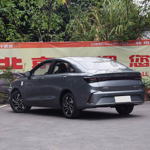 BAIC BEIJING U5 PLUS Modèle 2021 Berline Neuve Essence Véhicule Compact pour Passagers Voiture Urbaine à Essence pour Trajets Urbains Dépôt - Product Image 6