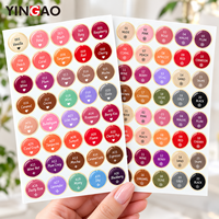 Étiquettes personnalisées pour gloss à lèvres, autocollants adhésifs imperméables avec logo pour rouges à lèvres, vernis à ongles et mascara, feuilles d'autocollants personnalisées découpées à la forme.