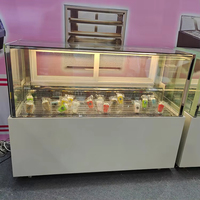 Réfrigérateur de présentation commercial pour supermarchés et cafés : Vitrine extra-large pour desserts