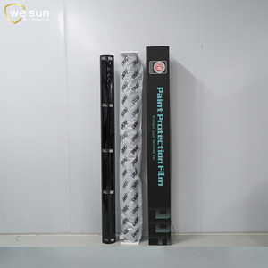 Wesun TPH-BLK 75A <span class=keywords><strong>brillant</strong></span> Piano <span class=keywords><strong>noir</strong></span> PPF 7.5mil TPH matériel <span class=keywords><strong>voiture</strong></span> Wrap Film peinture Protection vinyle économique spécial - Product Image 2