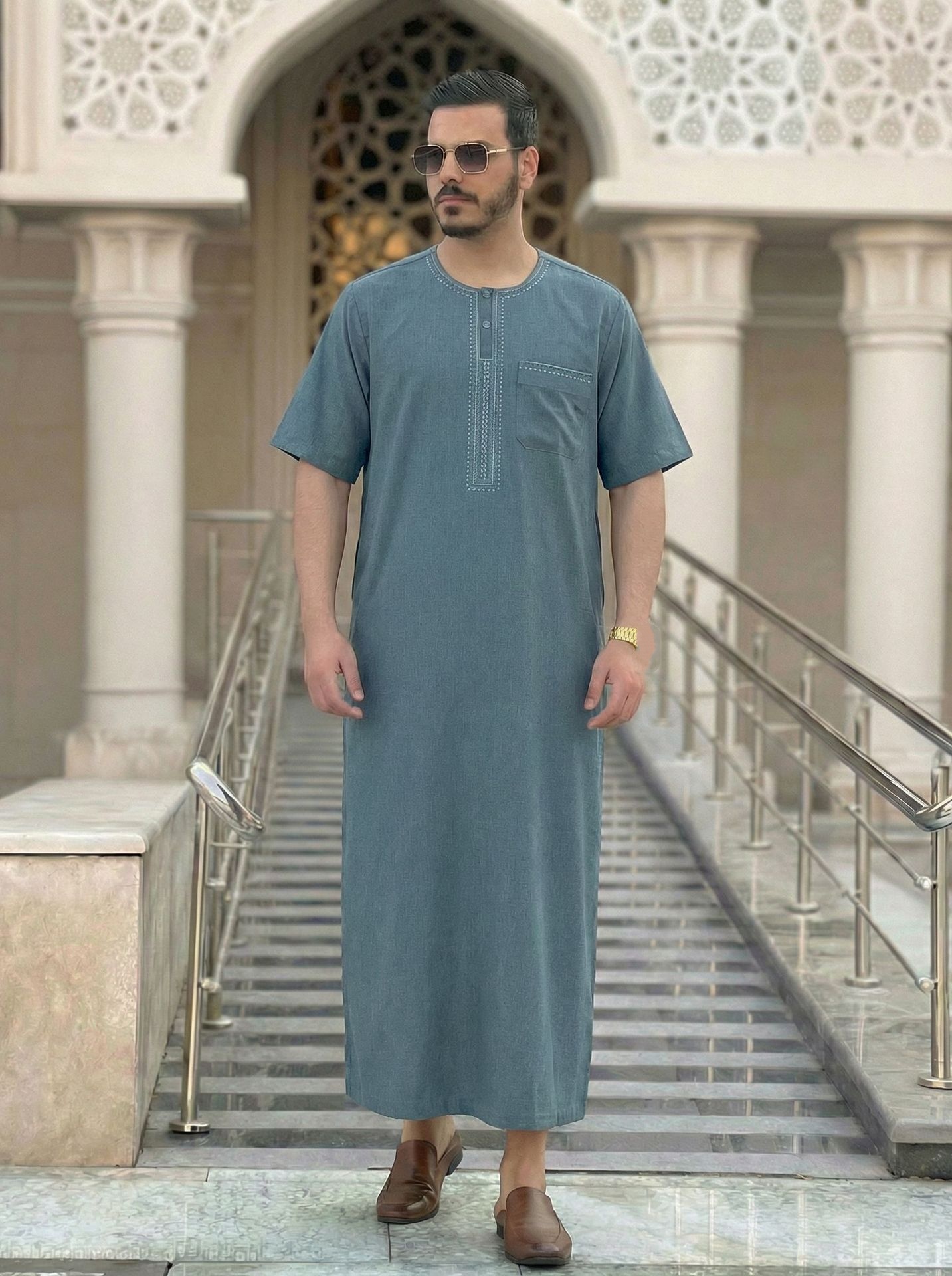 bleu paon
