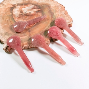 <span class=keywords><strong>Prix</strong></span> d'usine pas cher Gus Peigne Outils faciaux Champignon Fraise Quartz Gua Sha Cuillère - Product Image 1