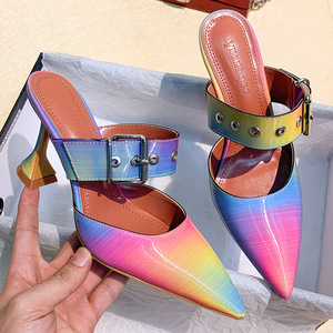 Sandalias de Tacón Bajo con Hebillas Sexys para Mujer, Diseño Nuevo 2025 - Product Image 1