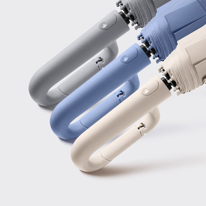 Parapluie pliant moderne en fibre de verre avec impression personnalisée, ouverture entièrement automatique, portable, avec poignée à boucle, idéal pour les voyages et les affaires. - Product Image 3