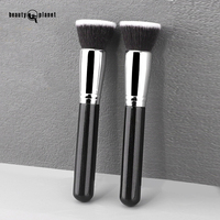 Pinceau de maquillage plat pour fond de teint argenté Beauty Planet, vente en gros, marque privée, pinceau unique en bois pour fond de teint et anticernes