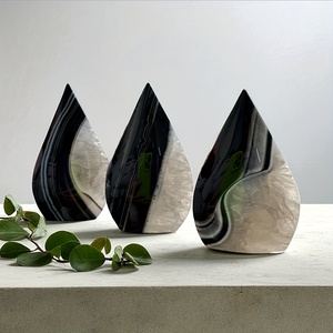 Piedra de Cristal de Ágata Negra de Estilo Bohemio al por Mayor, Tendencia de Moda para Decoración del Hogar Única, Manualidades de Cristal para Días Festivos - Product Image 2