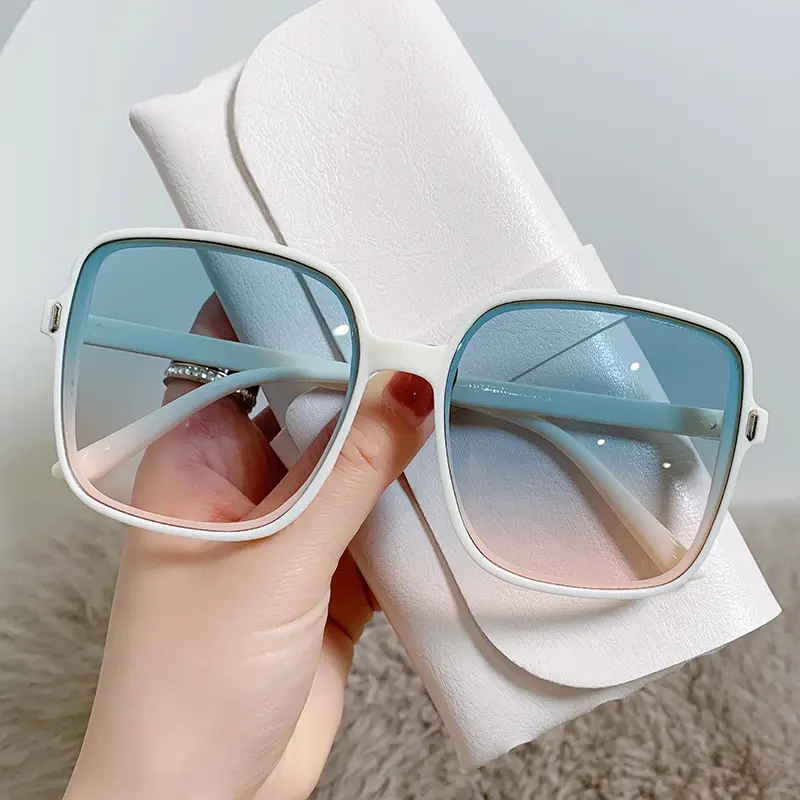 Новинка 2023, модные большие солнцезащитные очки с логотипом на заказ для женщин, UV400, градиентные линзы, рисовые Квадратные Солнцезащитные очки с гвоздиками