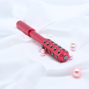 Rodillo de Belleza de 30 Gramos, Más Vendido, para Masaje Facial y Belleza, Varilla Dorada para el Rostro - Product Image 1
