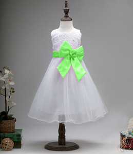 Robes de demoiselles d'honneur pour mariage, longues, blanches, pour fêtes, fabriquées en Chine à Yiwu - Product Image 2