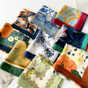 Petit Bandana <span class=keywords><strong>Foulard</strong></span> de Tête Carré à Motifs Floraux en Polyester pour <span class=keywords><strong>Femme</strong></span> - Product Image 6