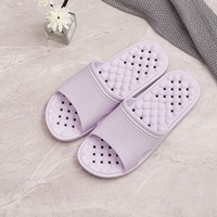 Sandales de plage décontractées légères à semelle plate en PVC pour la piscine, la douche, le camping et la maison – Chaussures quotidiennes