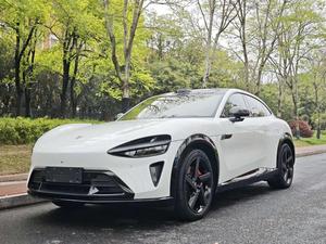 YU7 MAX Modèle 2025 d'occasion, longue autonomie, haute performance, 4x4, édition MAX, SUV, autonomie de 760 km, véhicule électrique, YU7 blanc sur blanc - Product Image 2
