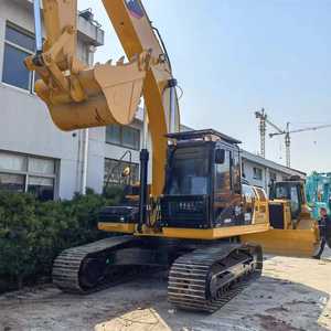 Excavatrice sur chenilles CAT 320d2 d'occasion de 20 tonnes pour terrains d'excavation moyens, machine de terrassement Caterpillar du Japon pour l'agriculture - Product Image 4