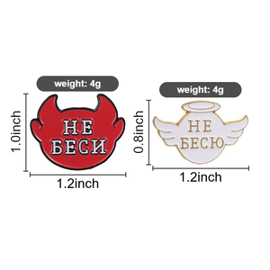 Russischer Spruchspielzeug-Emaille-Pin „Engel & Dämon“ – Humorvolle rote Dämonen- und weiße Engel-Brosche für Taschen und Revers, Schmuckgeschenk für Freunde - Product Image 1