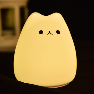 Lámpara de noche infantil con forma de gato, de silicona, que cambia de color, con luz LED RGB táctil, para la mesita de noche, para bebés y niños, mini lámpara para dormitorio. - Product Image 5