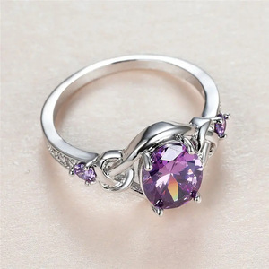 Anello con Design Ovale Viola e Fascia Intrecciata per Donne - Product Image 4