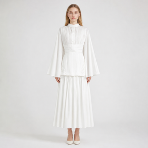 Robe longue plissée blanche à col mandarin, manches lanternes, coupe trapèze ajustée, en coton tissé, élégante et formelle, à manches longues - Product Image 1