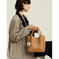 Collection Printemps 2026 de Marchandises Générales / Sac à Bandoulière Grande Capacité en Cuir de Vachette pour Femme, Modèle Haut de Gamme