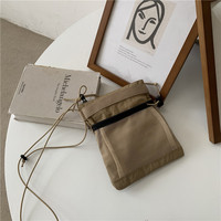 Sac à bandoulière de style coréen, petit sac à bandoulière pour femmes et filles, mini sac à bandoulière en maille, cordon en polyester, sangle réglable, personnalisé