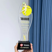 Trophée de tennis en cristal en forme de raquette en métal doré Design Sense pour compétitions sportives avec base noire