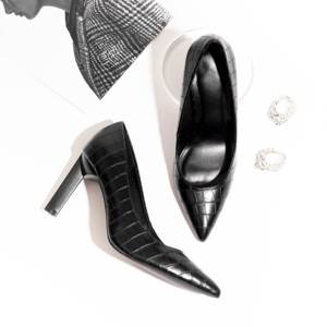 PU papier de qualité supérieure formel bout pointu talon aiguille matériau PU à motifs Design élégant vibram Style pompes à bout pointu - Product Image 1