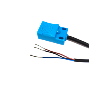เซ็นเซอร์ตรวจจับแบบเหนี่ยวนำ 18x10 มม. สำหรับงานอุตสาหกรรม - Product Image 1