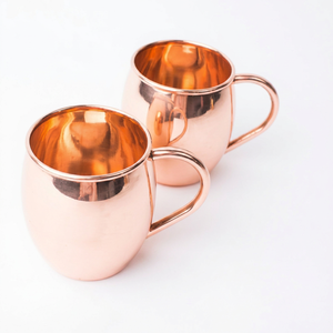Tasses en cuivre avec poignée, design antique, décoration d'intérieur - Product Image 1