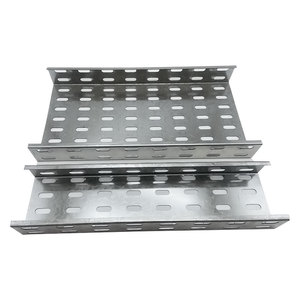 Sistema de Gestión de Cables, Bandeja Perforada para Cables de 300 mm de Ancho y 2 mm de Grosor, Construcción de Acero Inoxidable Galvanizado en Caliente, Origen Chino - Product Image 4