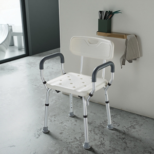 <span class=keywords><strong>Chaise</strong></span> <span class=keywords><strong>de</strong></span> <span class=keywords><strong>bain</strong></span> légère en alliage d'aluminium Conception antirouille et antidérapante Équipement <span class=keywords><strong>de</strong></span> <span class=keywords><strong>salle</strong></span> <span class=keywords><strong>de</strong></span> <span class=keywords><strong>bain</strong></span> sûr pour les personnes handicapées - Product Image 3