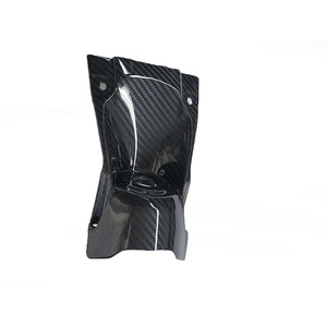 Parti di <span class=keywords><strong>moto</strong></span> in fibra di carbonio di fabbrica lucido serbatoio del <span class=keywords><strong>centro</strong></span> per Kawasaki Z900 - Product Image 2