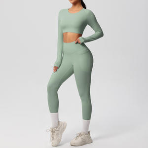 Ensembles de yoga pour femmes personnalisés, doux, brossés, unis, extensibles, respirants, légers, avec leggings taille haute et haut à manches longues, OEM - Product Image 3