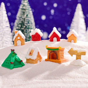 Mini Figuras de Resina Navideñas, Casa de Nieve, Árbol de Navidad, Decoraciones Hechas a Mano - Product Image 3