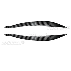 Autocollants pour les sourcils des phares avant de voiture, aspect noir brillant/carbone, pour BMW Série 5 F10 F11 2015-2017 - Product Image 3