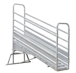 Rampe de chargement portable pour bétail, robuste, en acier au carbone galvanisé, revêtement en poudre, antirouille, pour moutons, bovins, chèvres - Product Image 1