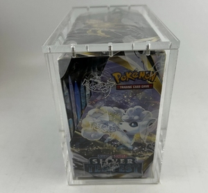 Vitrine en acrylique portable moderne à haute transparence SSJ pour boîte de booster Pokémon, pour usage domestique - Product Image 2