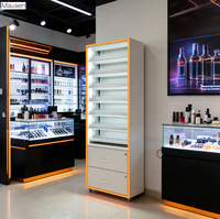 Vitrine murale LED en verre trempé noir moderne Maksen pour les magasins de tabac, les magasins de produits pour fumeurs, dimensions personnalisables