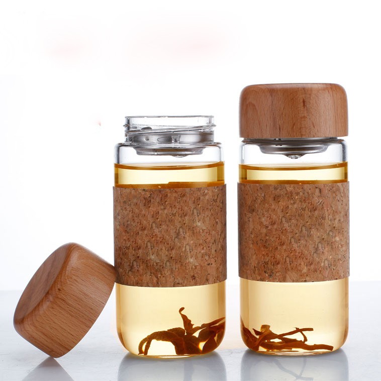 Eco-friendly natural transparent water bottle with cork sleeve and lid