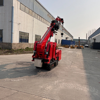 Nouvelles mini-grues araignées sur chenilles avec bras hydrauliques articulés et nacelles suspendues