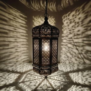 Lanterne en métal de style marocain, faite à la main, avec revêtement en poudre, porte-bougie suspendu, lampe décorative pour la maison, décoration de festival - Product Image 1