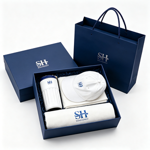 Ensemble cadeau d'entreprise haut de gamme 4 en 1 avec logo personnalisé, comprenant un gobelet, une casquette de baseball, un t-shirt et un sac en toile pour un usage quotidien des employés - Product Image 1