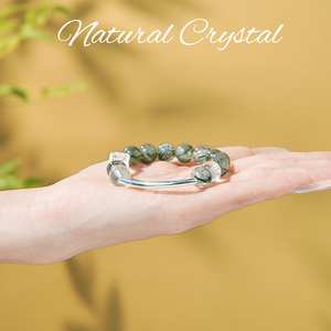 Bracelet artisanal en pierres précieuses, bijoux élastiques en cristal de guérison, style minimaliste unisexe pour le quotidien et les cadeaux - Product Image 2