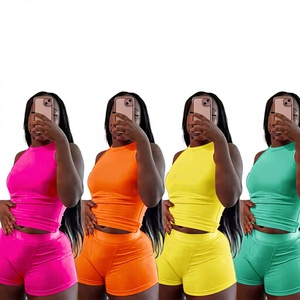 Ropa de Verano para <span class=keywords><strong>Mujer</strong></span> en Stock, Venta al por Mayor, Conjunto de Top Corto y Pantalones Cortos con Bordado Personalizado, Conjuntos de Ropa Informal de Alta Calidad para <span class=keywords><strong>Mujer</strong></span> - Product Image 1